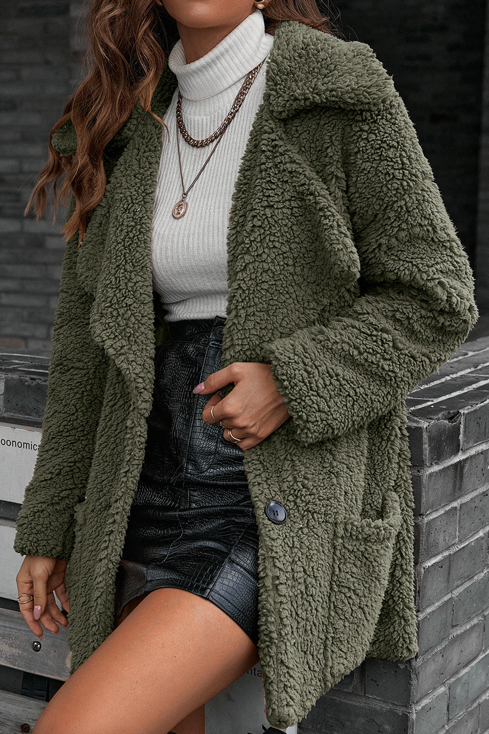 Women Excellent Warm & Thick Collar Neck Simple Button Closure Capable Pockets Winter Cardigan