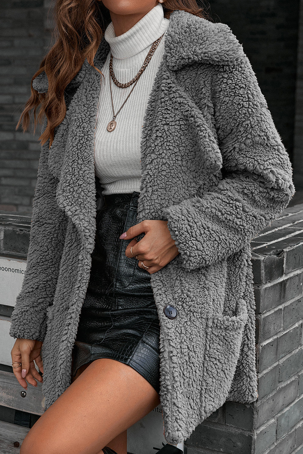 Women Excellent Warm & Thick Collar Neck Simple Button Closure Capable Pockets Winter Cardigan
