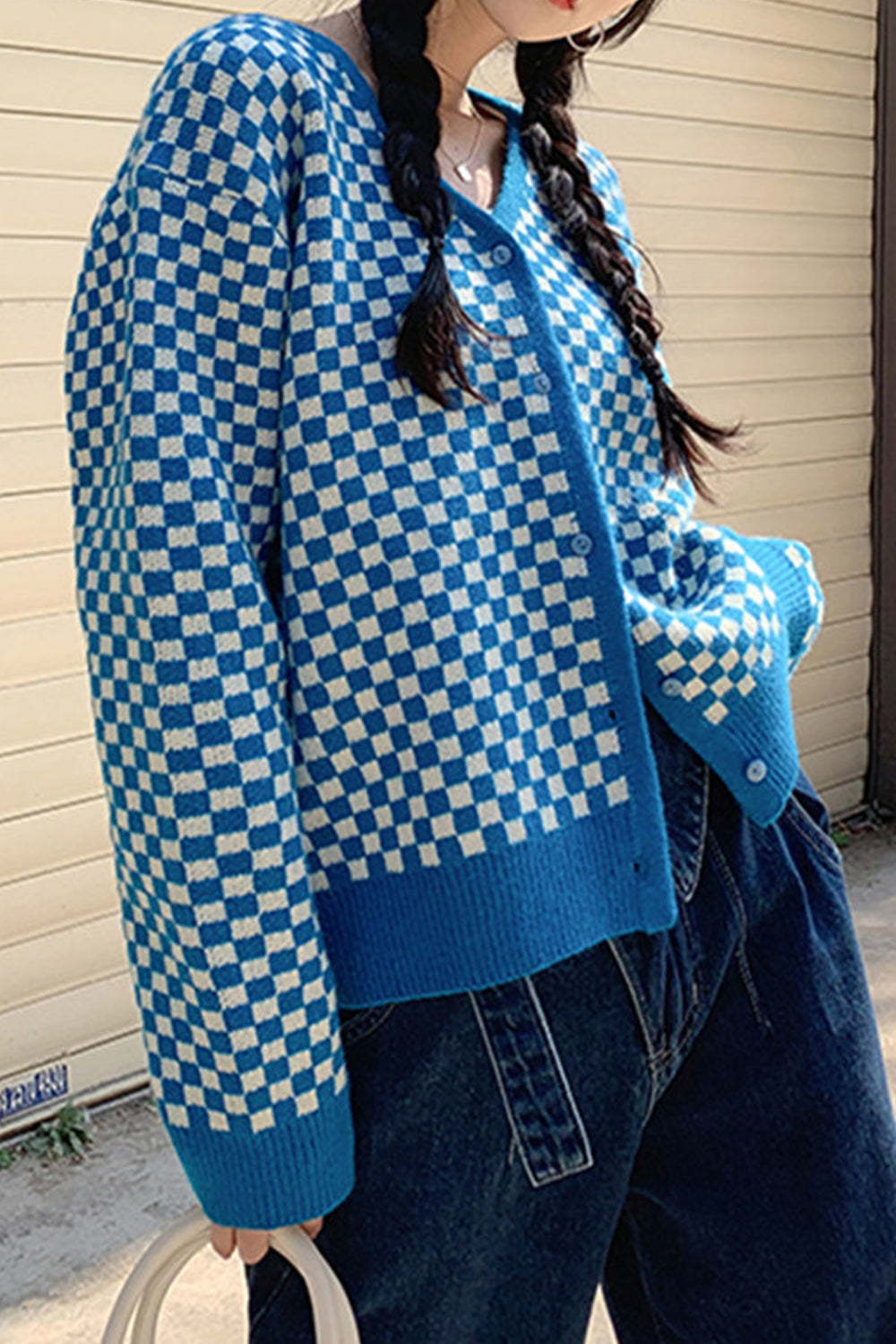 Women Superb V-Neck Plaid Pattern Long Sleeve Beautiful Warm Winter Cardigan