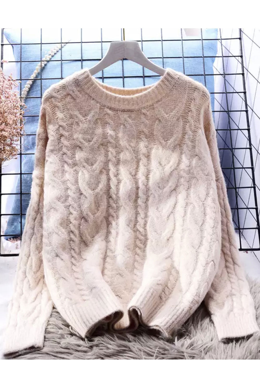 Women Lovely Knitted Long Sleeve Round Neck Warm Winter Sweater