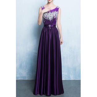 Women Fabulous Long-Length Large Swing Round Neck Sleeves Slim Fit Lovely Party Dress