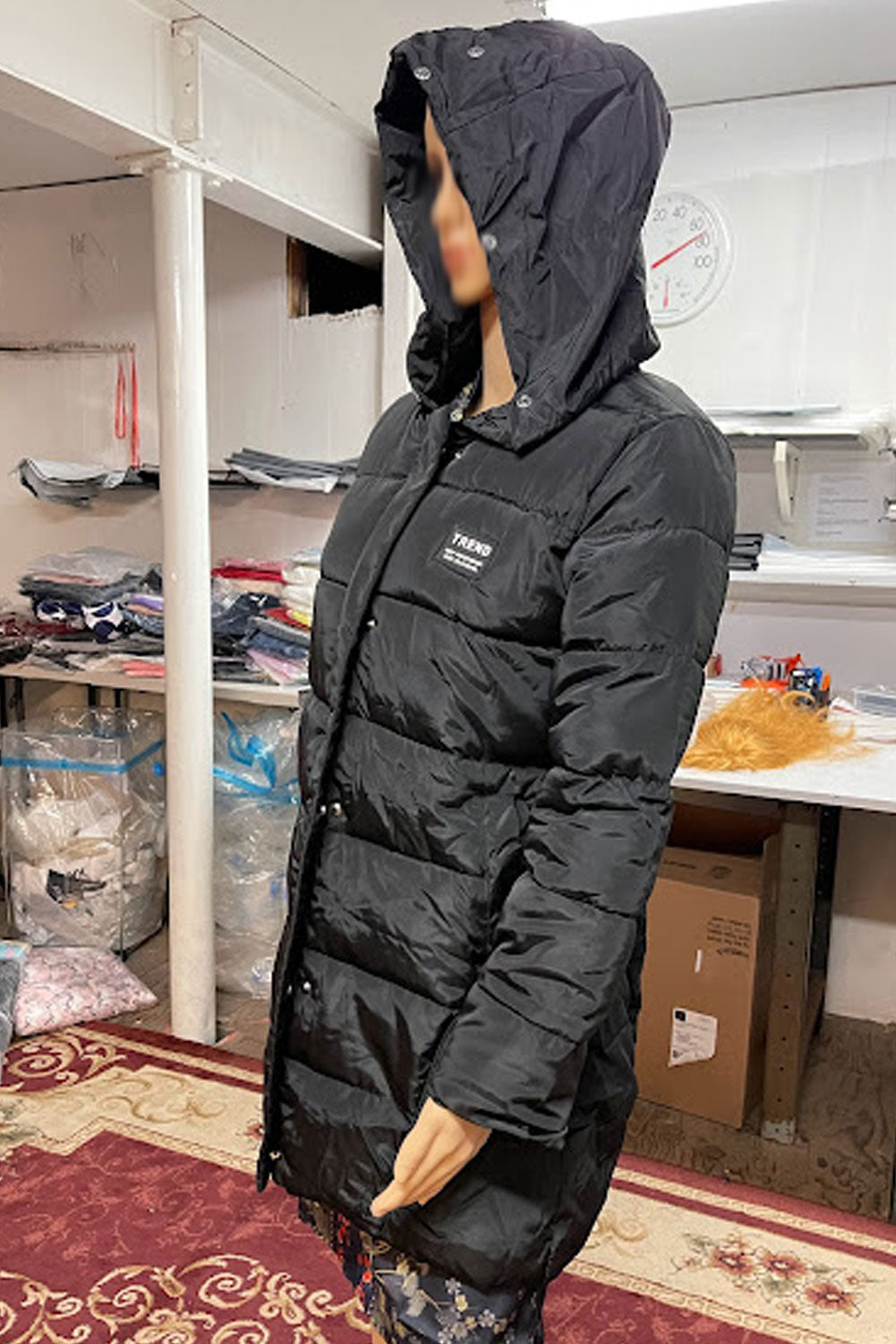 Women Comfort Providing Hooded Neck Solid Pattern Strongly Stitched Winter Padded Jacket