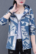 Women Geometrical shape printed Hooded Neck Ribbed Cuff & Slash Zippered Pocket Stunning Winter Casual Jacket