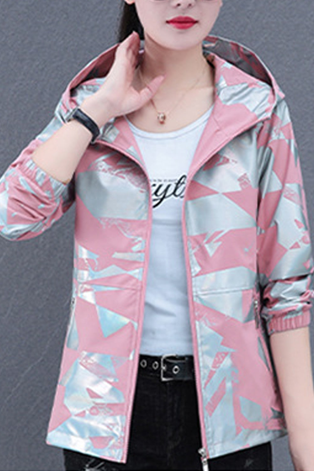 Women Geometrical shape printed Hooded Neck Ribbed Cuff & Slash Zippered Pocket Stunning Winter Casual Jacket