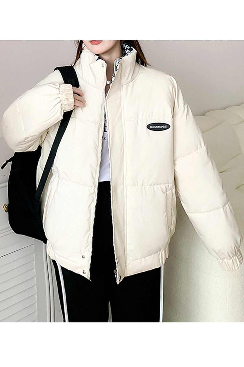 Women Comfortable Solid Pattern Stretchable Cuff Side Pockets Warm Winter Padded Jacket