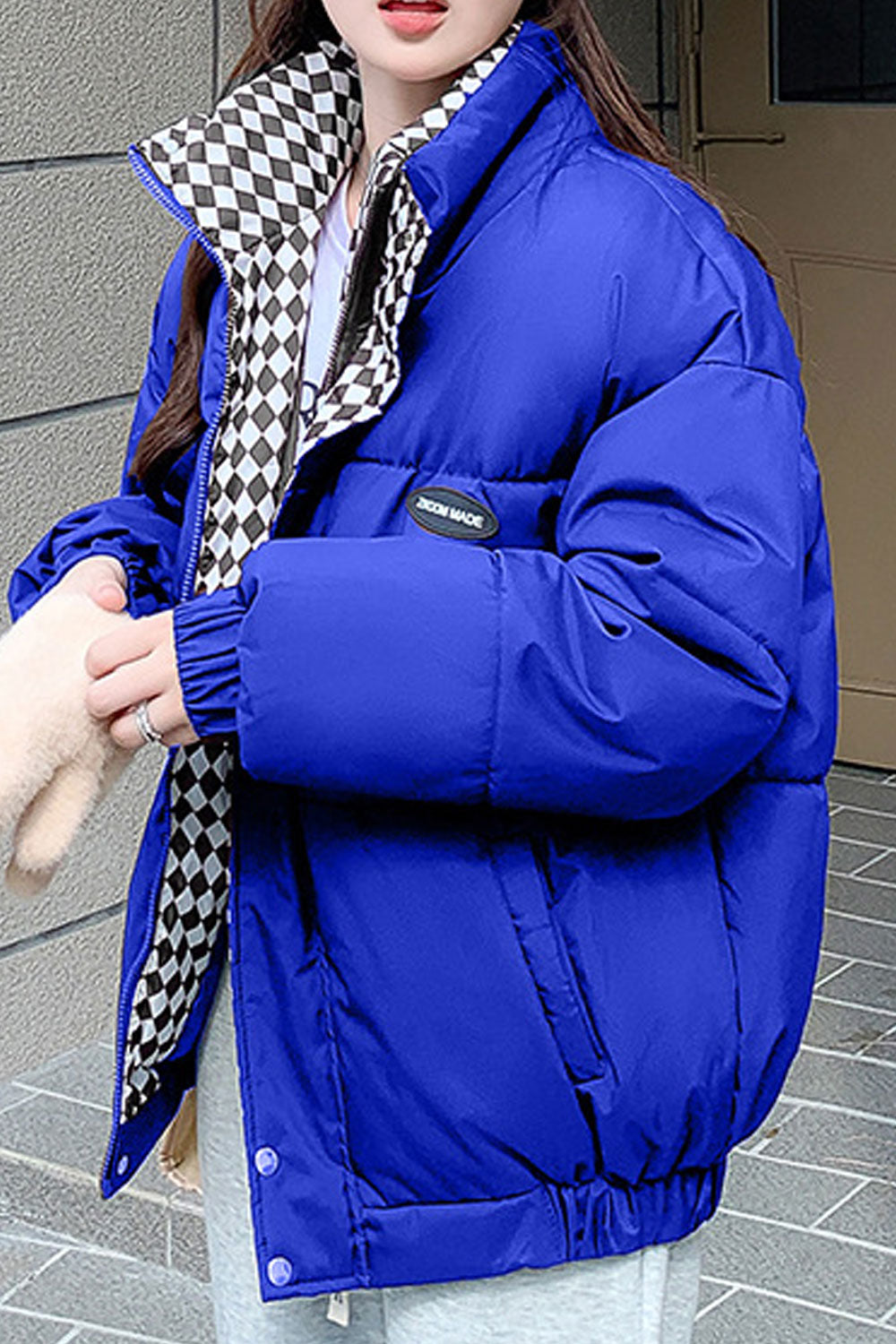 Women Comfortable Solid Pattern Stretchable Cuff Side Pockets Warm Winter Padded Jacket