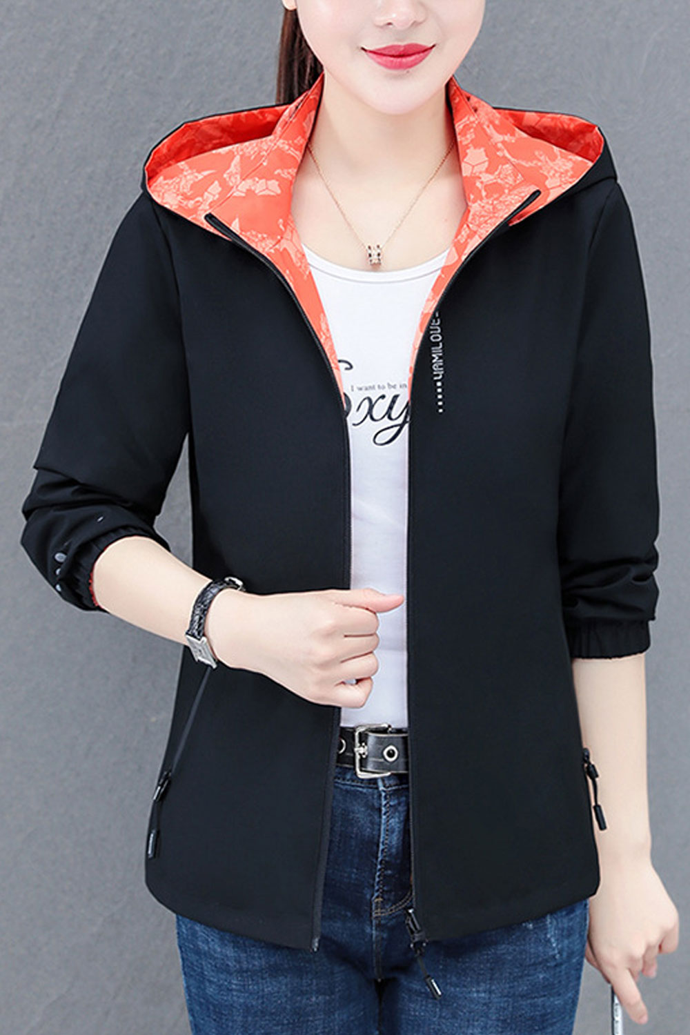 Women Amazing Inner Printed Hooded Neck Ribbed Cuff & Slash Zippered Pocket Winter Casual Jacket