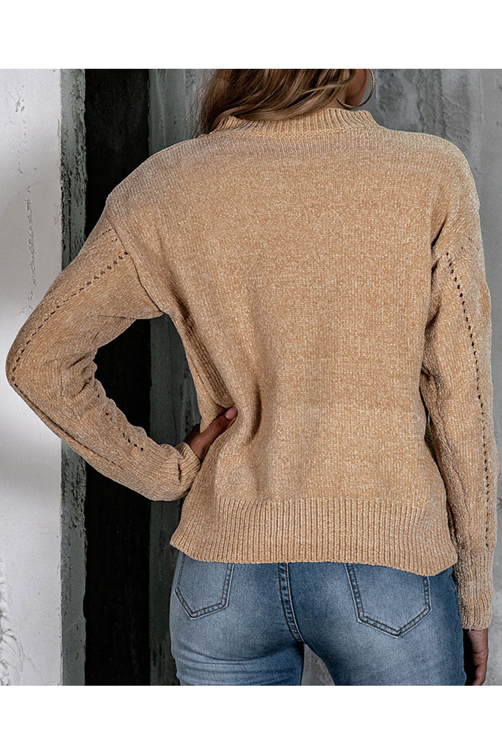 Women Winter Comfortable Round Neck Regular Fit Knitted Warm Sweater