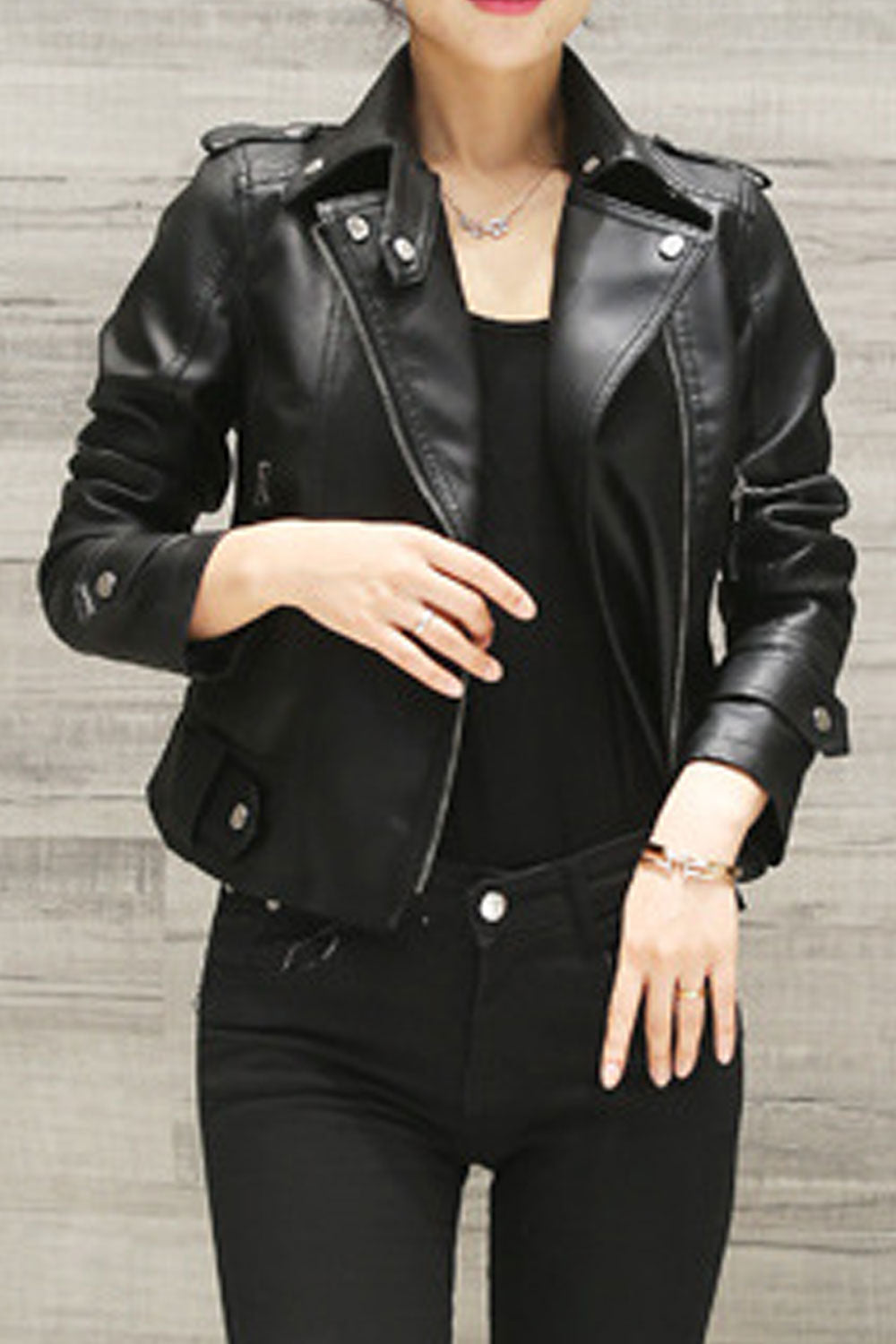 Women Nice Lapel Collar Neck Zip Closure Comfy Long Sleeves Elegant Winter Leather Jacket