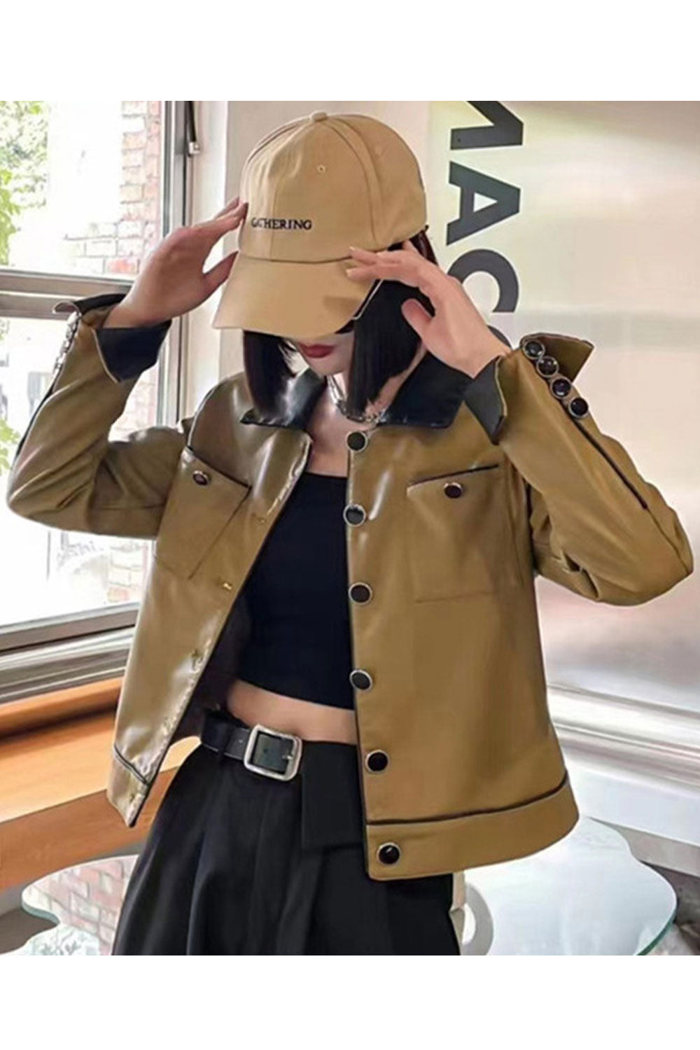Women Striking Contrast Collar Neck Faulding Cuff Warm Winter Leather Jacket & Buttoned Fastener Patch Pocket Winter Leather Jac