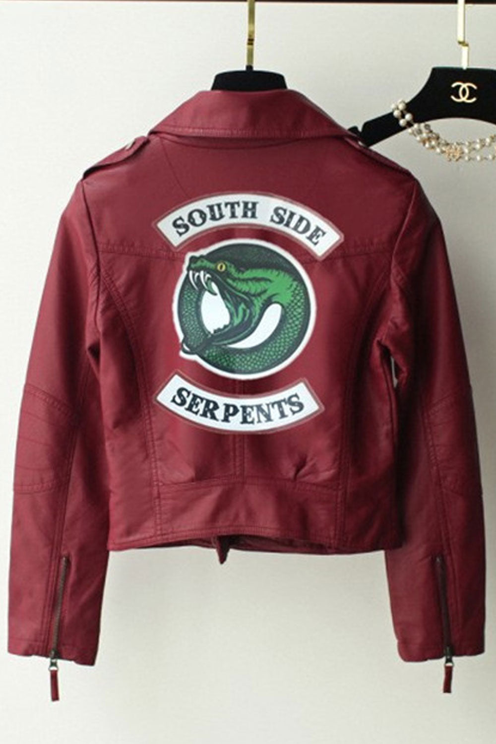 Women Backside Printed Lovely Lapel Collar Neck Easily Wearable Winter Leather Jacket