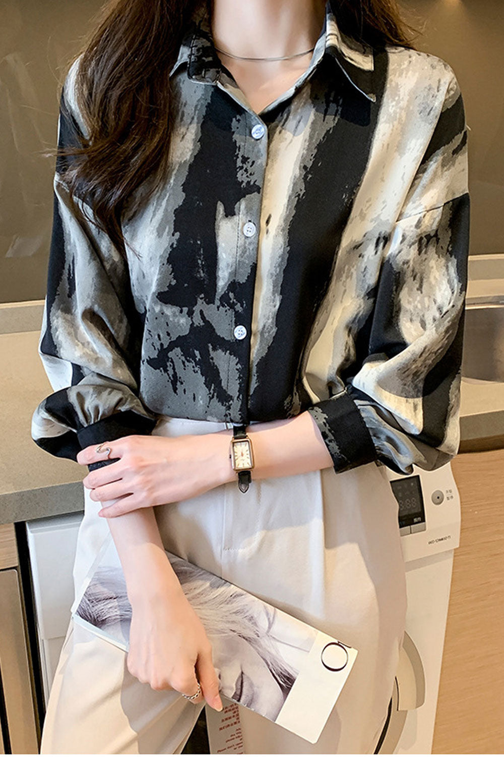Women New Beautiful Design Collar Neck Long Sleeved Abstract Pattern Contrast Color Commuter Style Summer Casual Loose Chiffon S