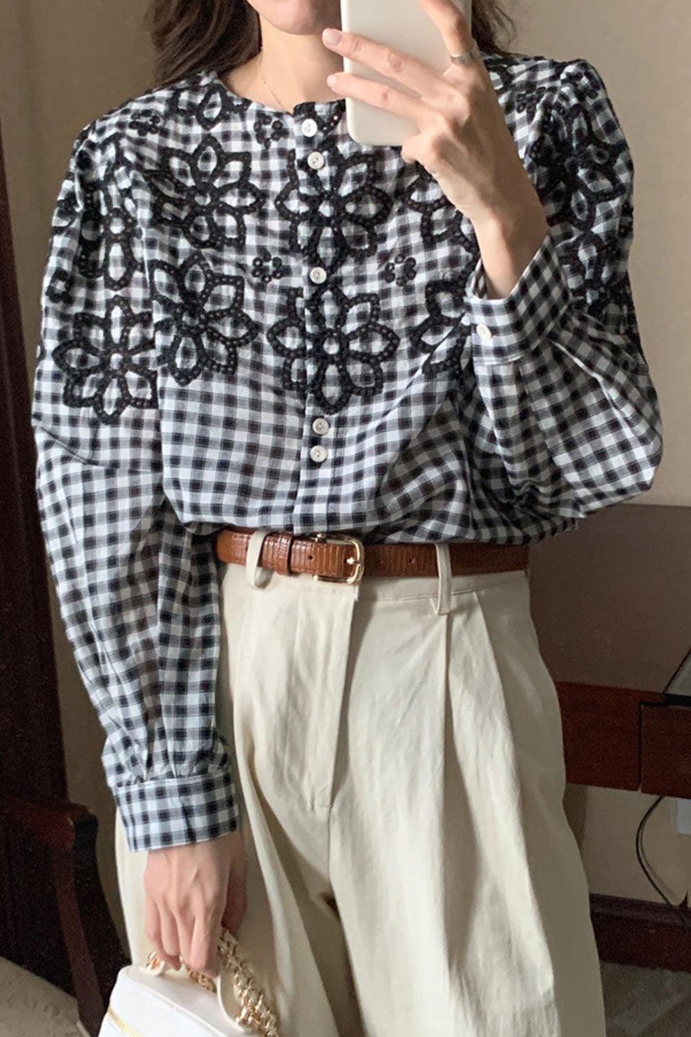 Women New Fashion Beautiful Embroidery Round Neck Long Sleeved Plaid Pattern Fresh and Sweet Style Summer Button Loose Casual Sh