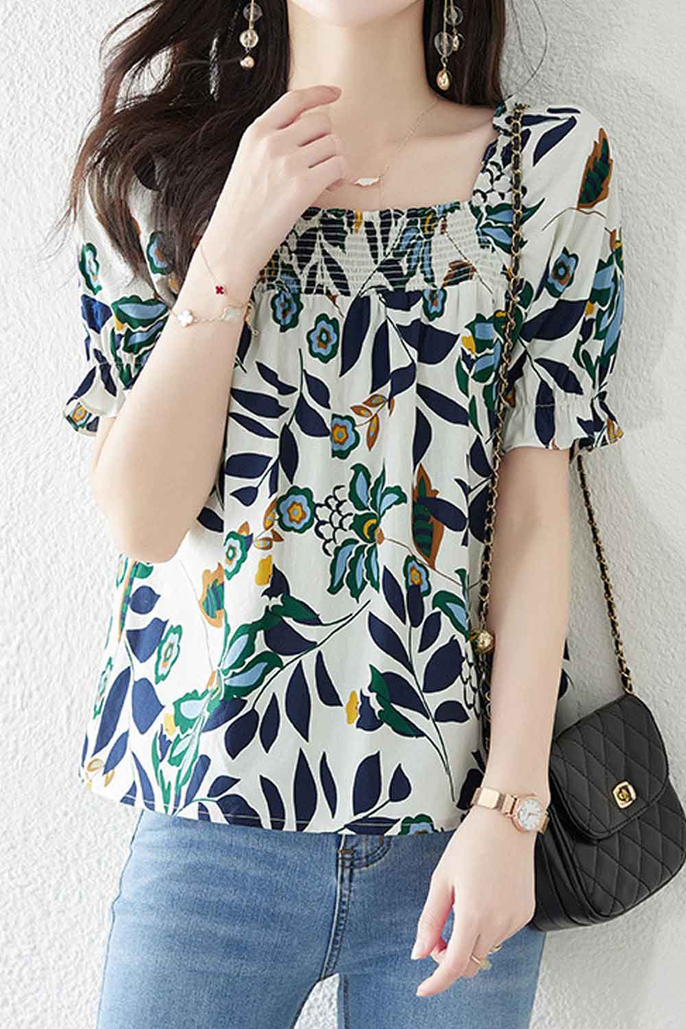 Women New Design Fashionable Square Neck Short Ruffled Sleeves Plant Flowers Pattern Elegant Style Summer Loose Belly Cover Casu