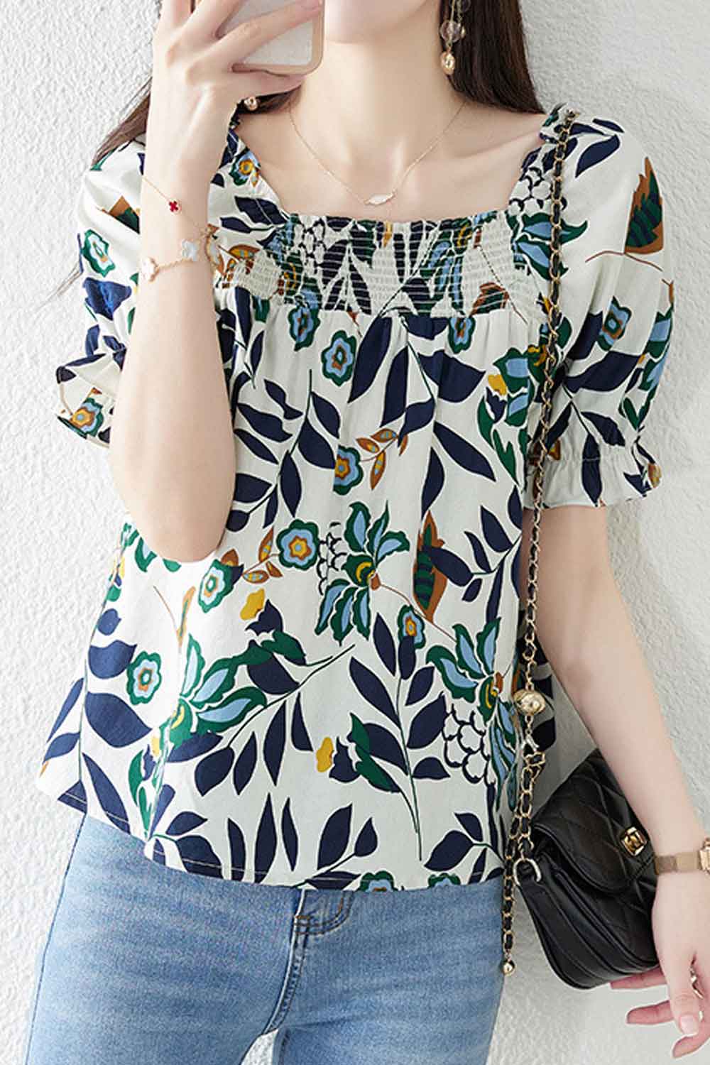 Women New Design Fashionable Square Neck Short Ruffled Sleeves Plant Flowers Pattern Elegant Style Summer Loose Belly Cover Casu