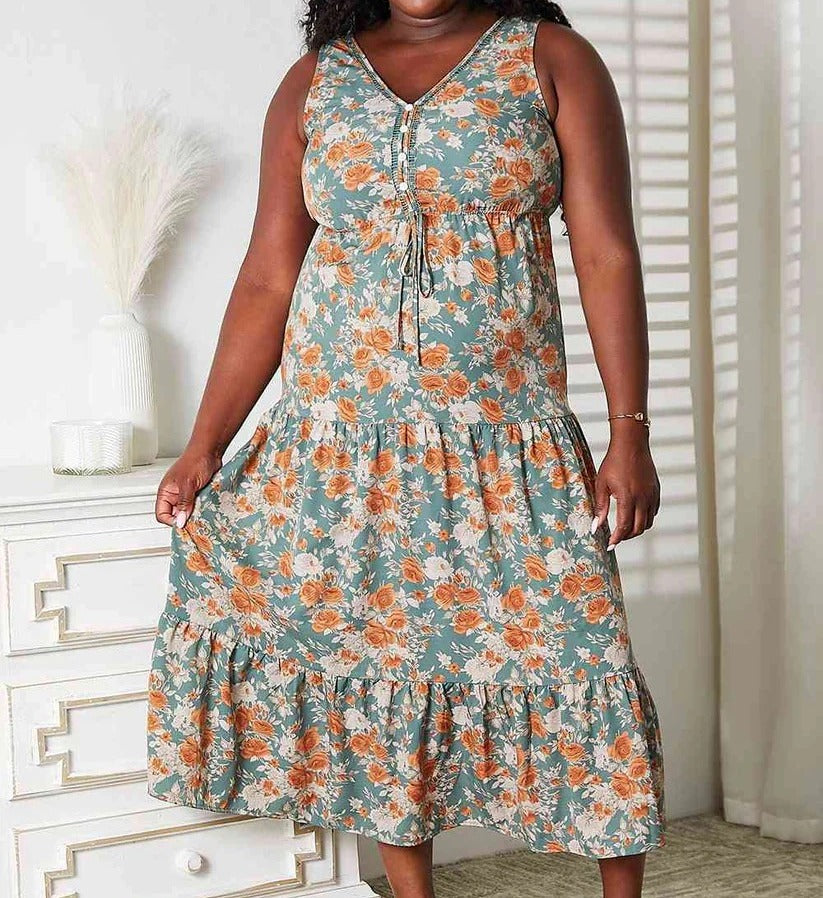 Women's Double Take Floral V-Neck Tiered Sleeveless Dress
