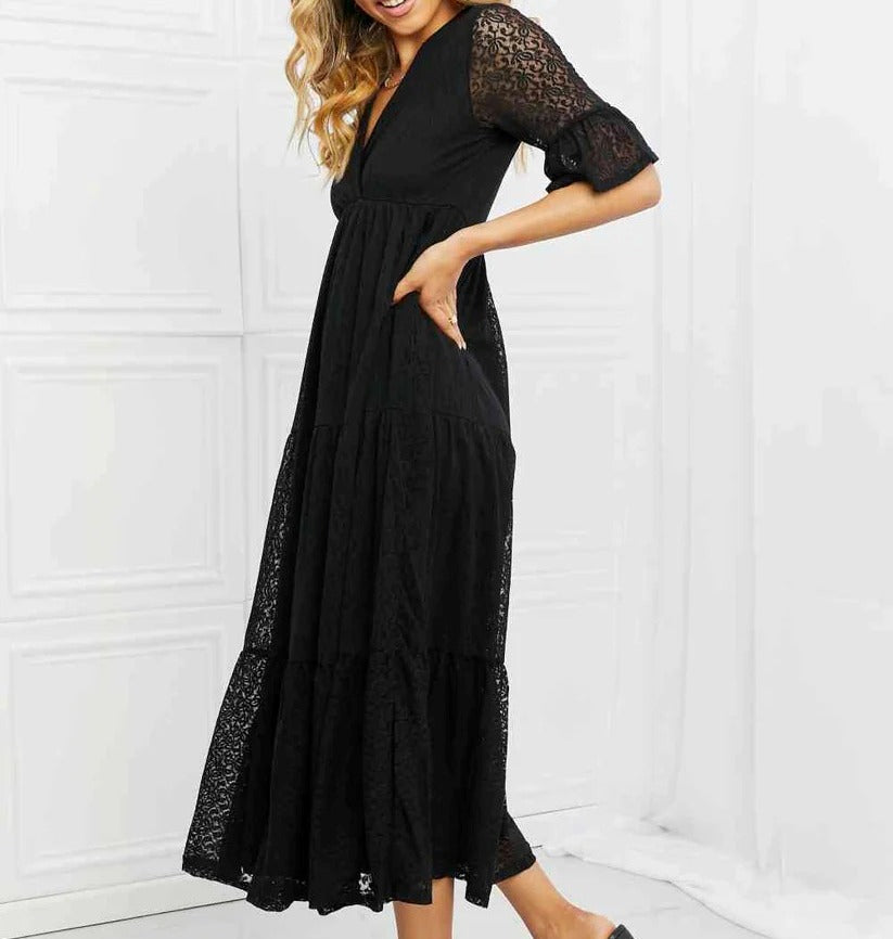Women's P & Rose Lovely Lace Full Size Tiered Dress