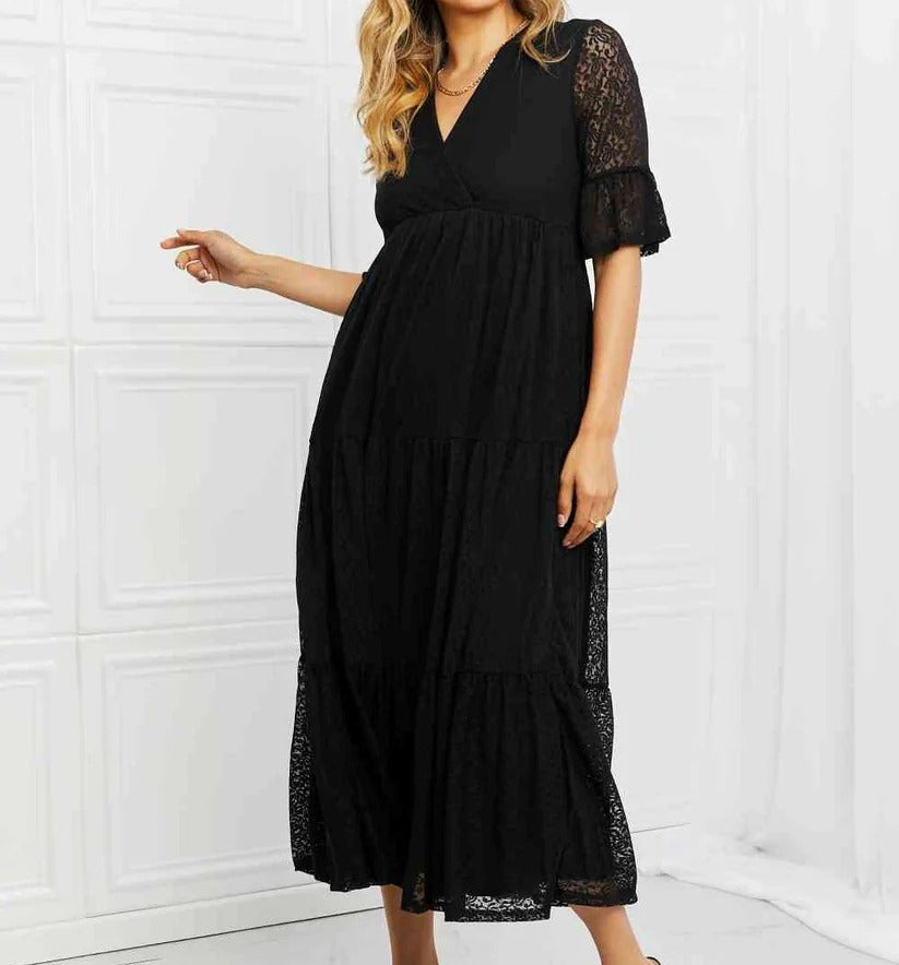 Women's P & Rose Lovely Lace Full Size Tiered Dress