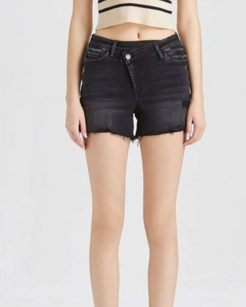 Women's BAYEAS Stepped Waist Raw Hem Denim Shorts