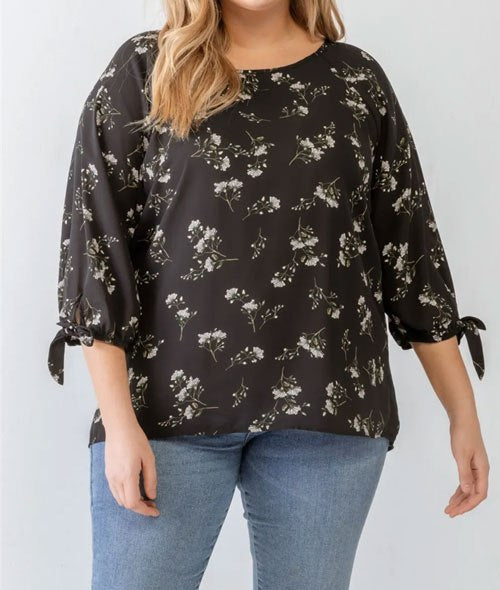 Women's Plus Size Floral Round Neck Blouse
