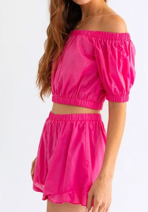 Women's Le Lis Off Shoulder Crop Top and Ruffled Shorts Set