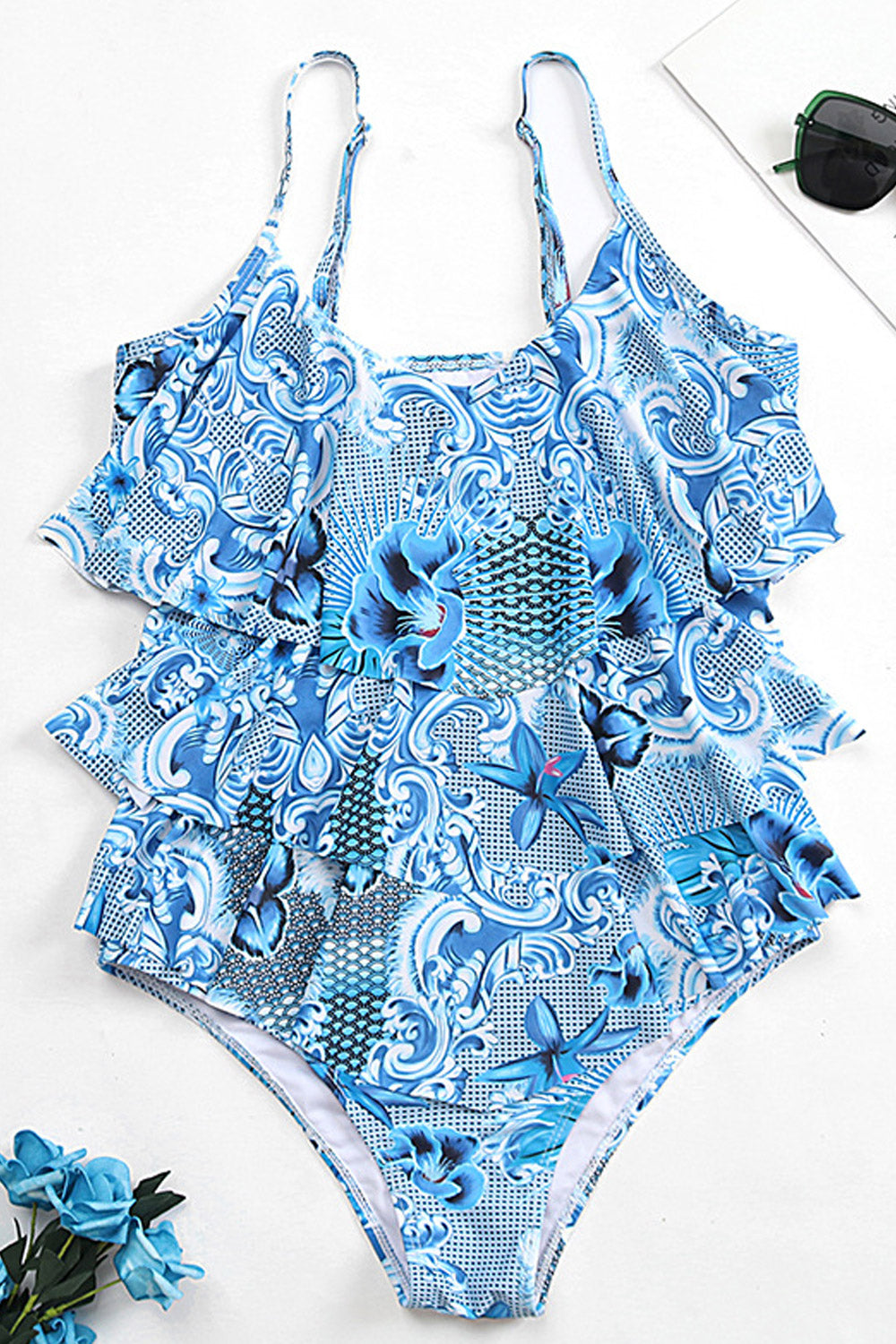 Women Solid Pattern Strap Neck Slim Fit One Piece Swimwear