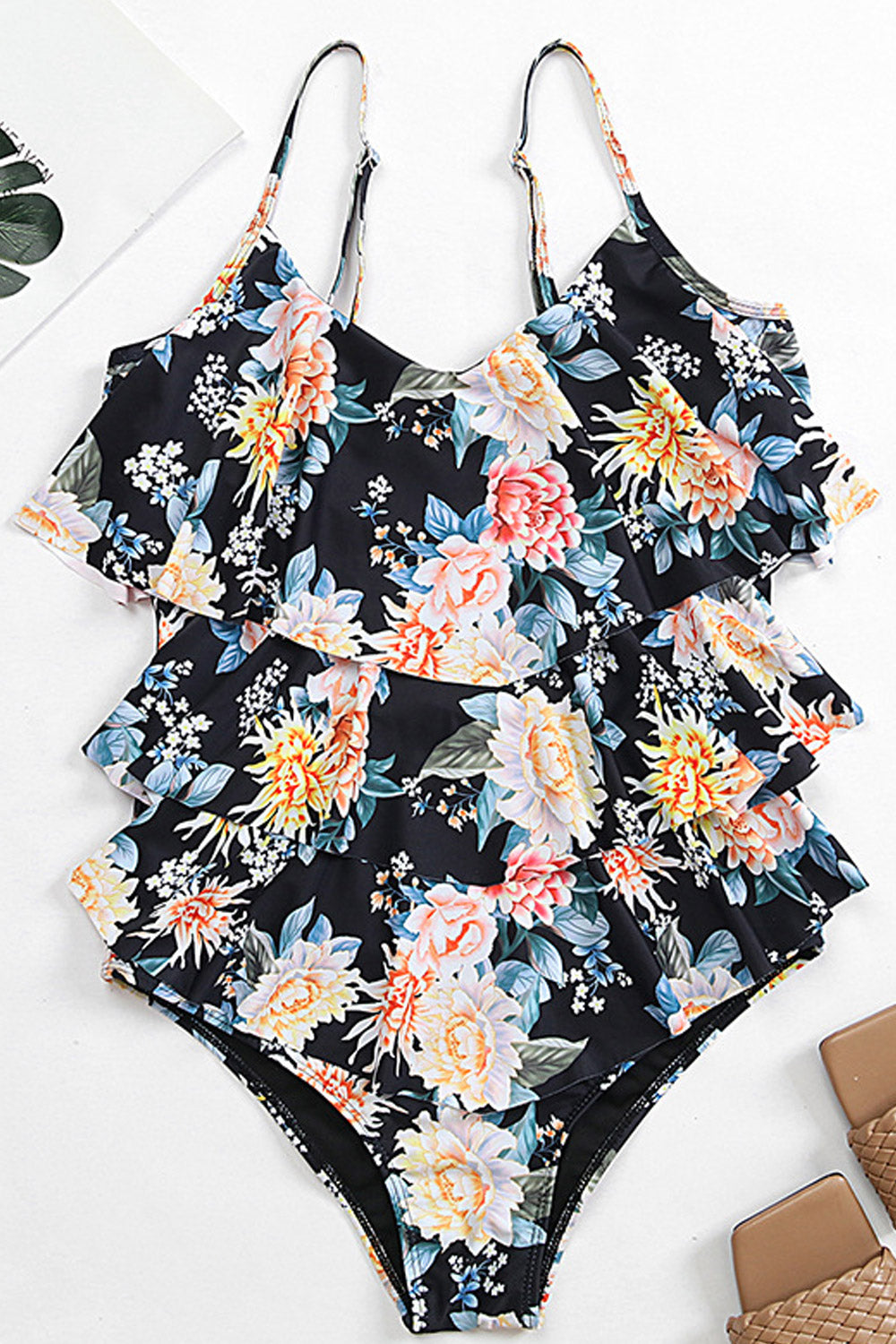 Women Solid Pattern Strap Neck Slim Fit One Piece Swimwear
