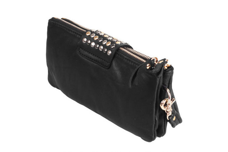 Women's New Fashion Evening Bag Rrivets Holding Black
