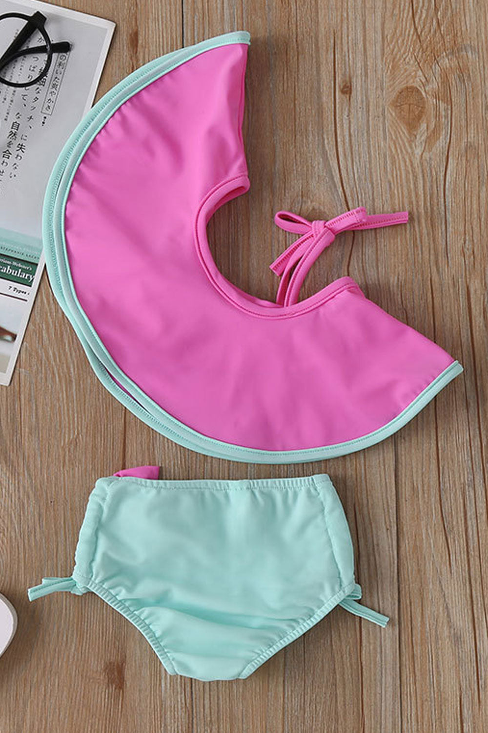 Toddler Girls Amazing Two Piece Off-Shoulder Solid Pattern Swimsuit
