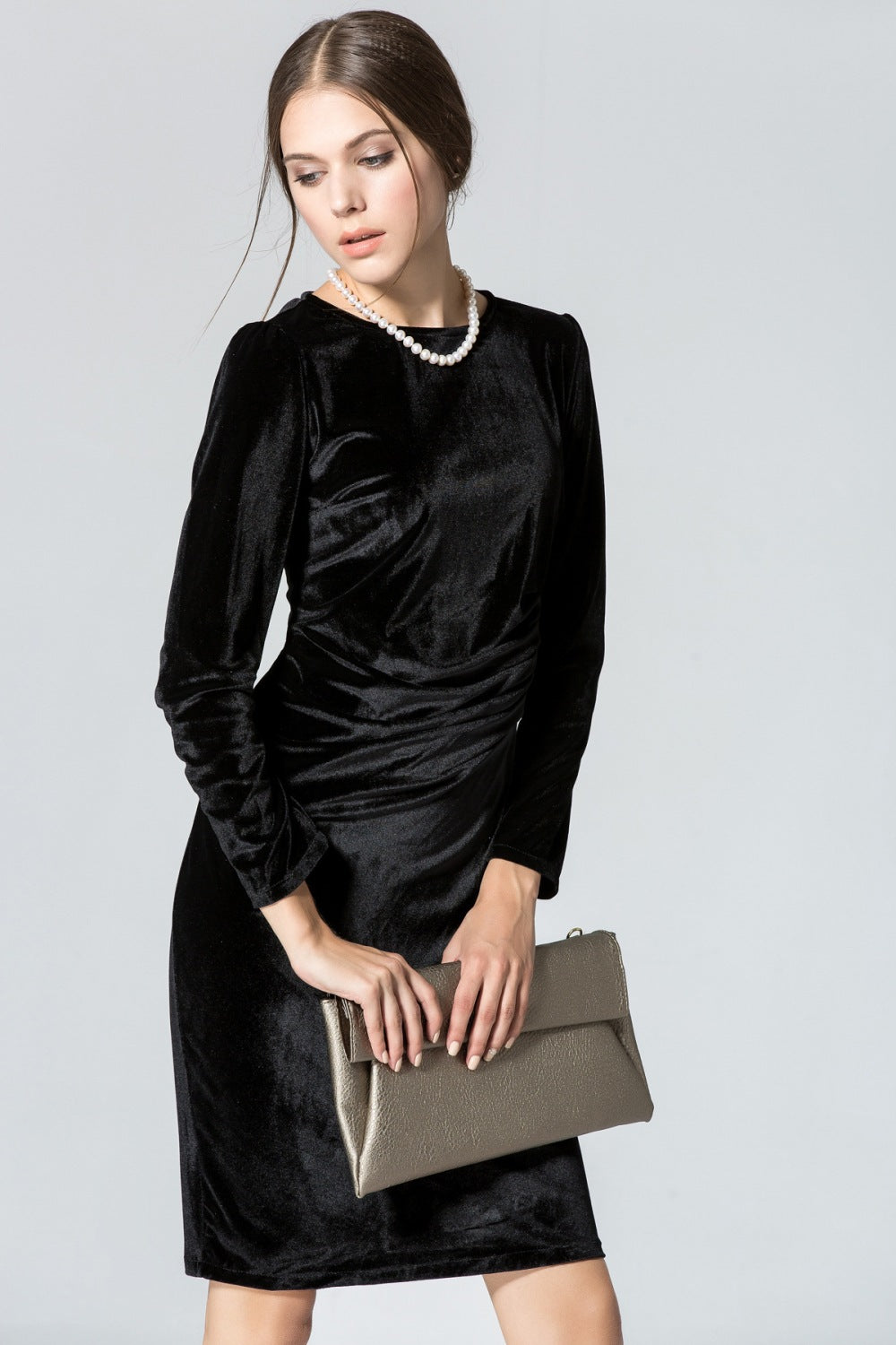 Women Long Sleved Round-Neck Velvet Plated Dress