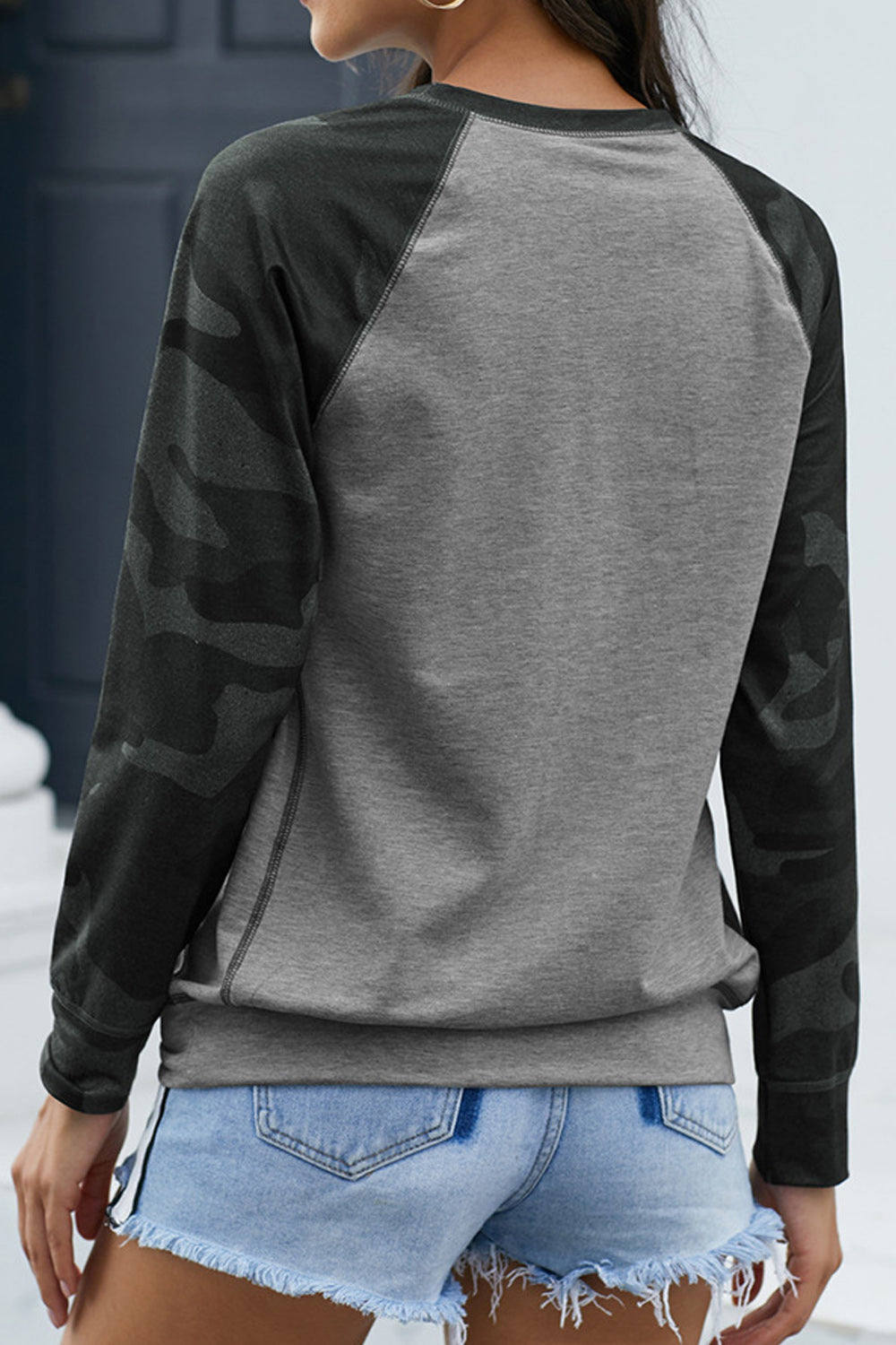 Women Beautiful Contrast Colored Camouflage Pattern Sleeve Sweatshirt