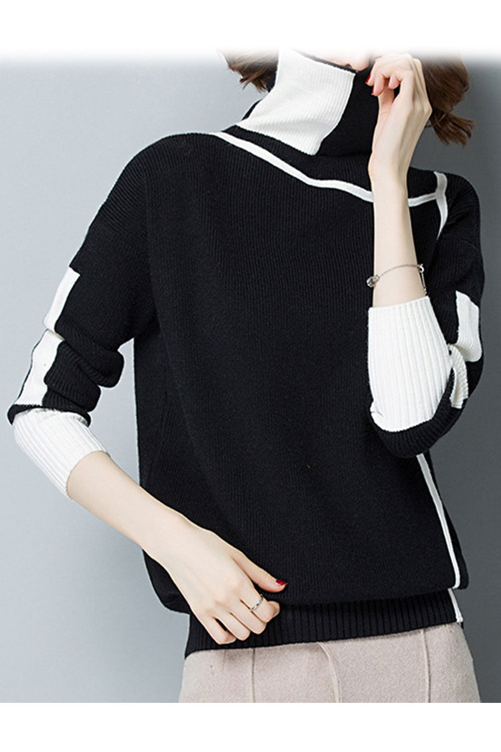 Women Stylish Pullover High Neck Contrast Colored Warm Sweater