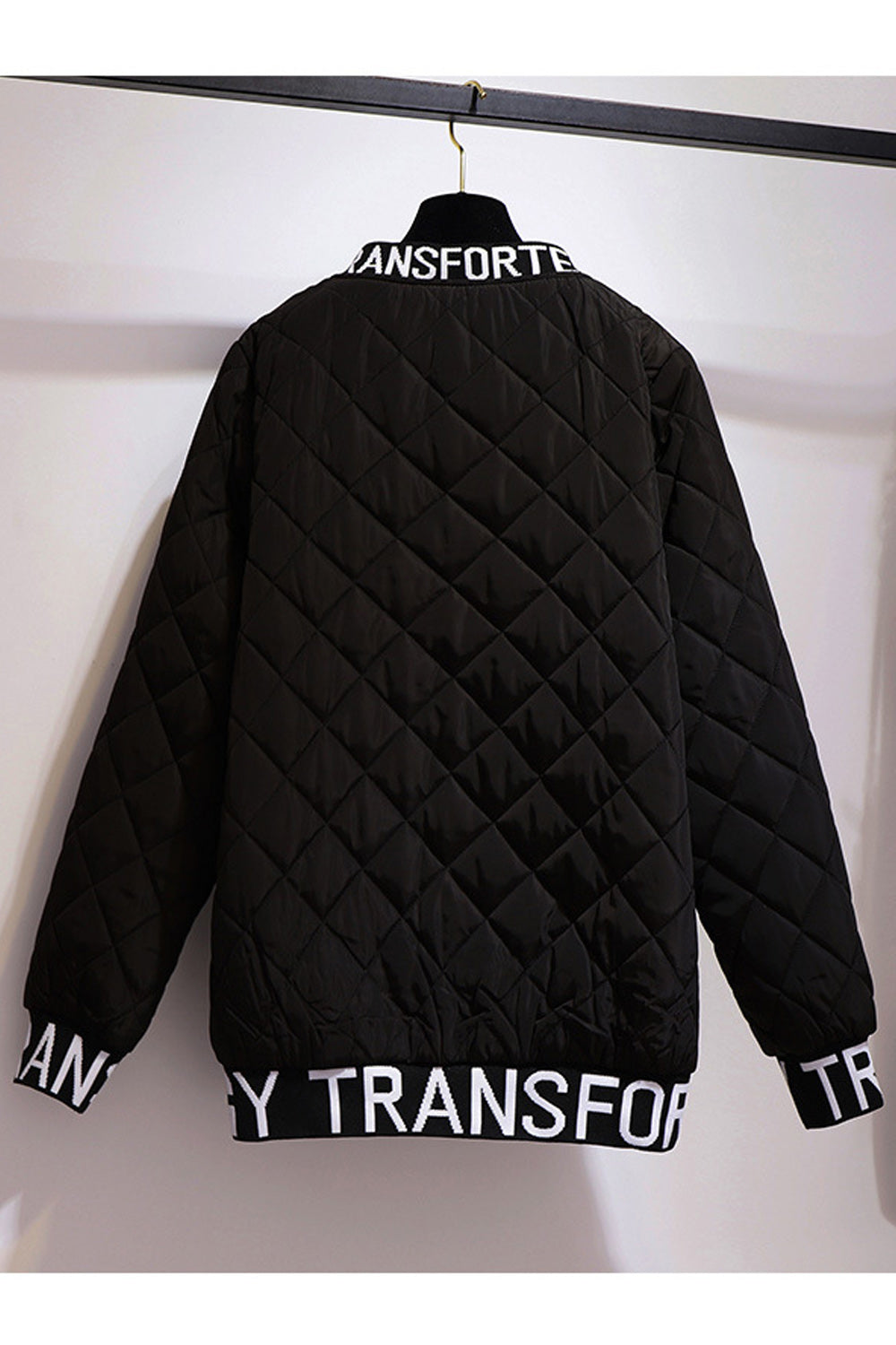 Women Flap Pocket Letter Printed Cuff Long Sleeve Padded Jacket