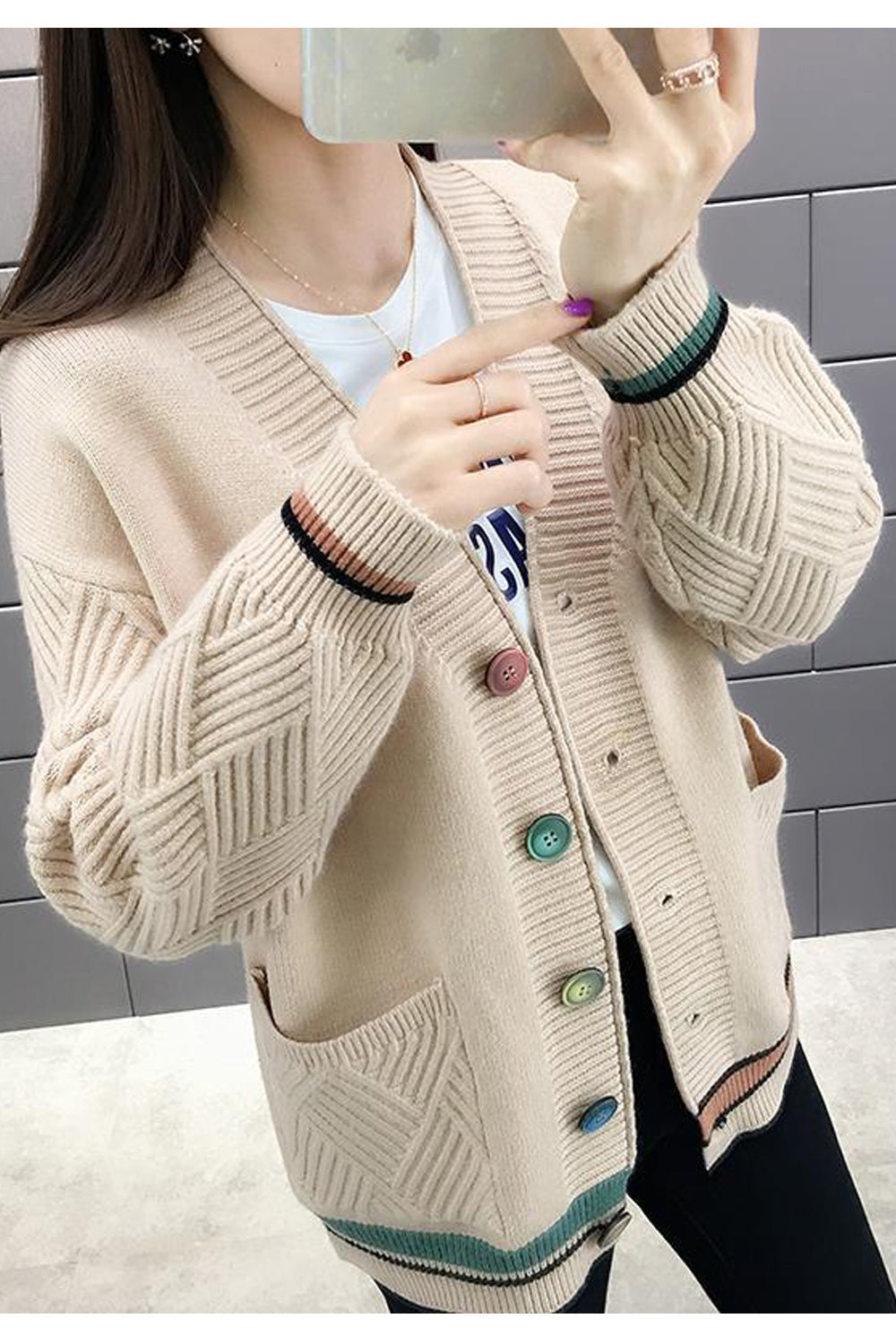 Women Striped Pattern Button Closure Warm Long Sleeve Thick Cardigan