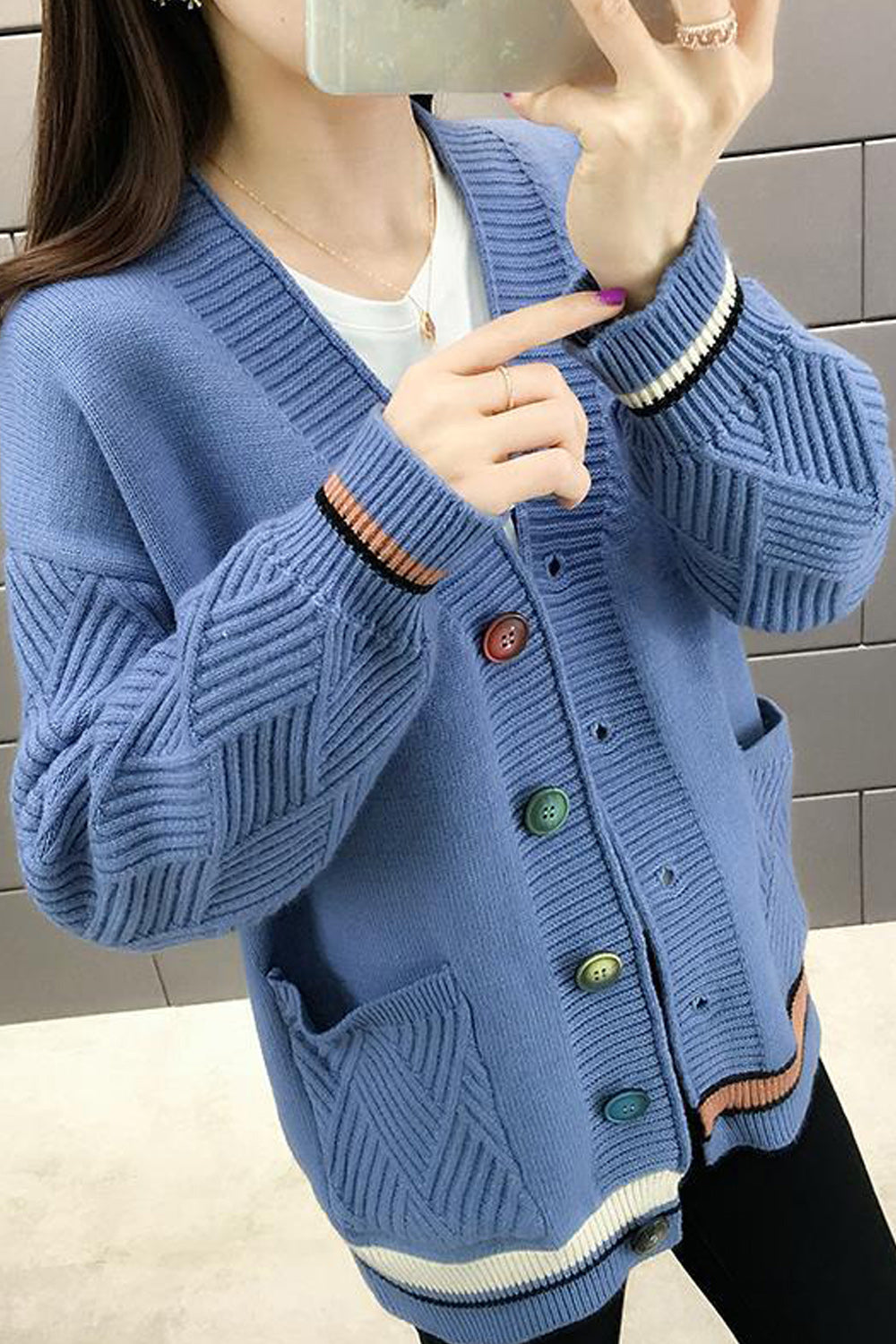 Women Striped Pattern Button Closure Warm Long Sleeve Thick Cardigan