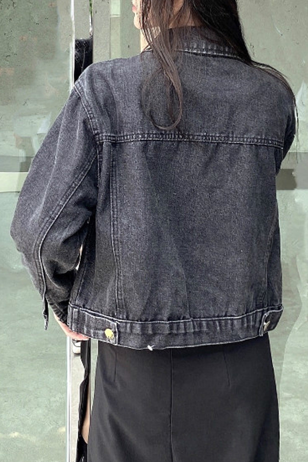 Women Classy Flap Pockets Solid Colored Modern Long Loose Sleeve Fantastic Denim Jacket