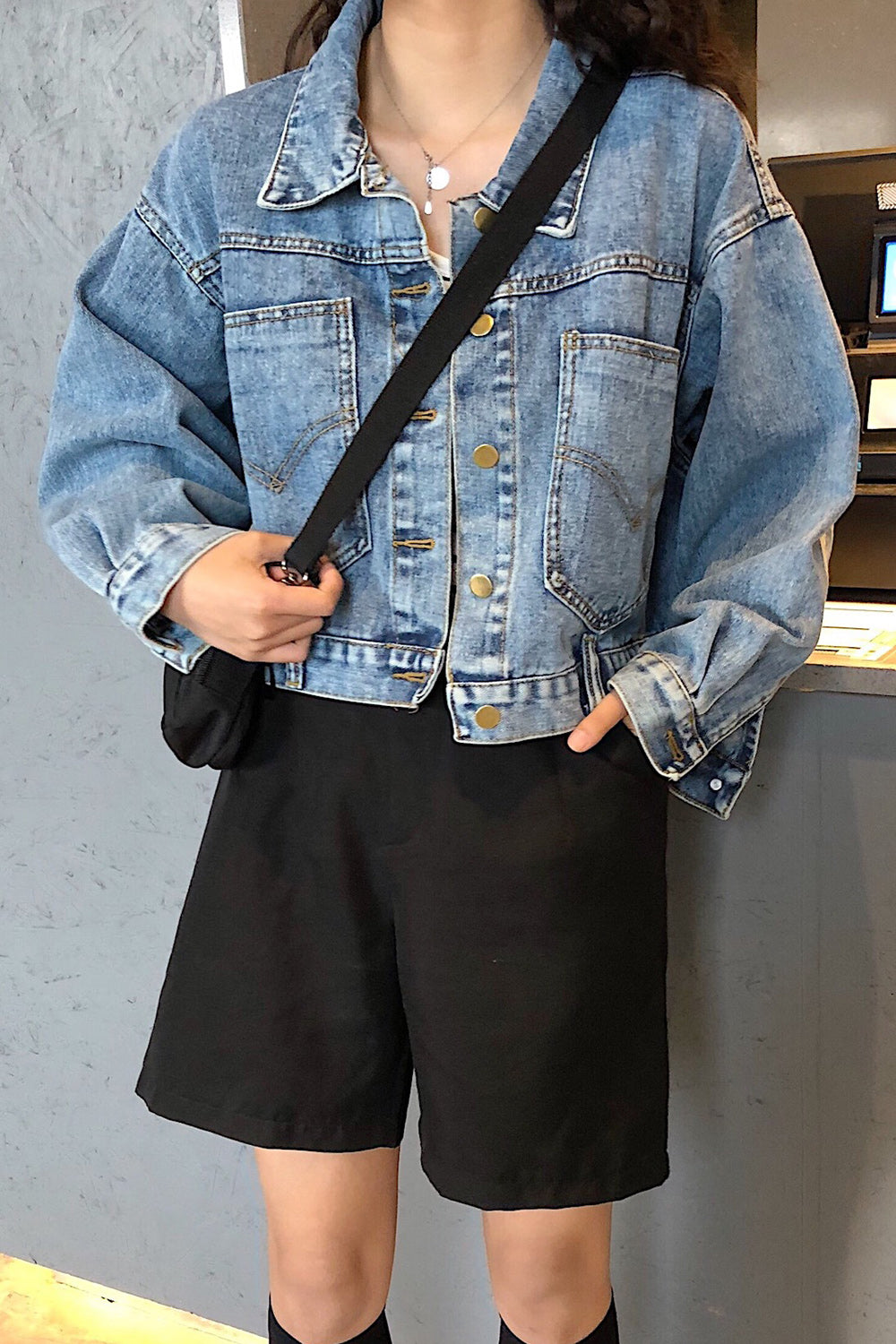 Women Alluring Loose Fascinating Pocket Styling Magnificent Long Sleeve Denim Jacket