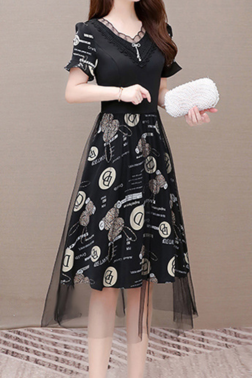 Women Lightweight Fashionable Polka Dotted Short Sleeve Mid Length Dress