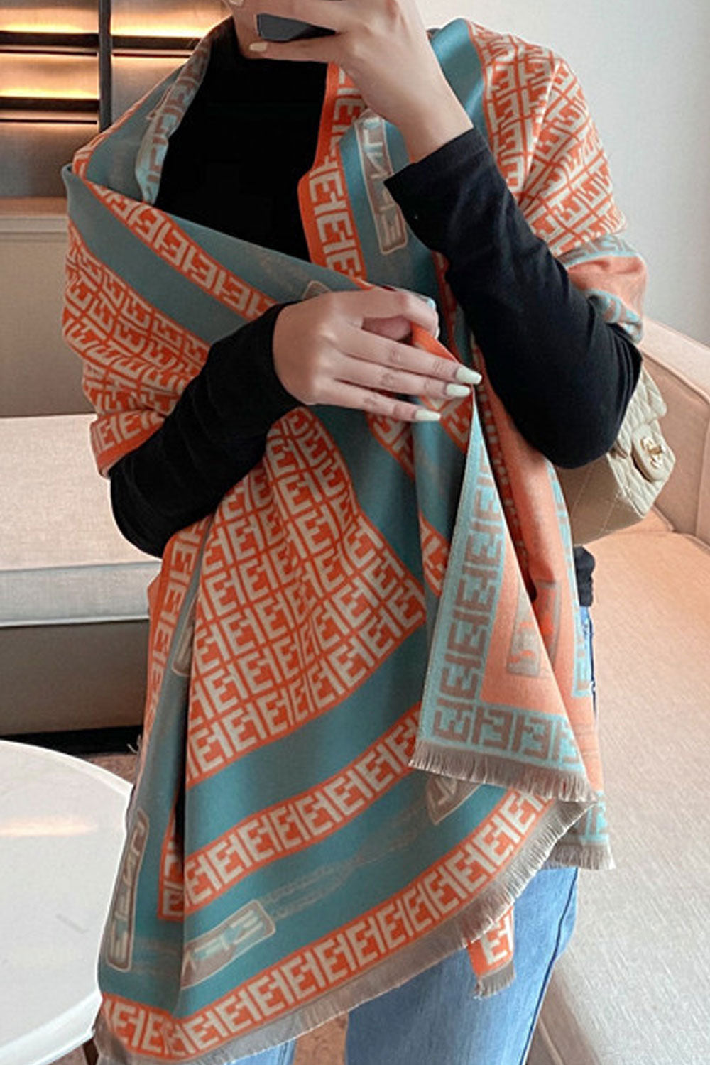 Women Fashionable Geomatric Pattern Thick & Warm Cashmere Shawl