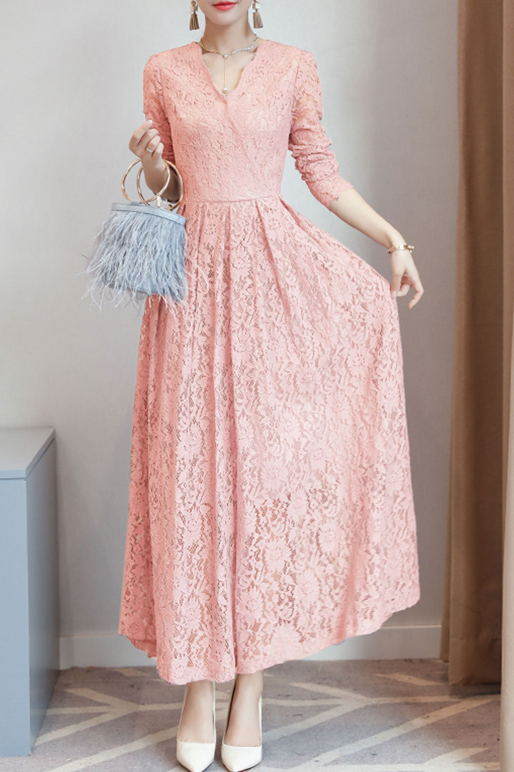 Women Lace Decorated Long Sleeve Dress