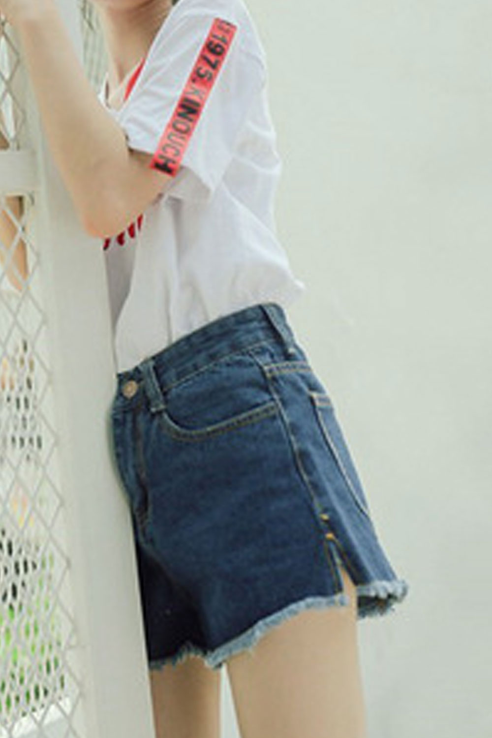 Women Elegant Styled Solid Colored Summer Fringed Loose Breathable Denim Short
