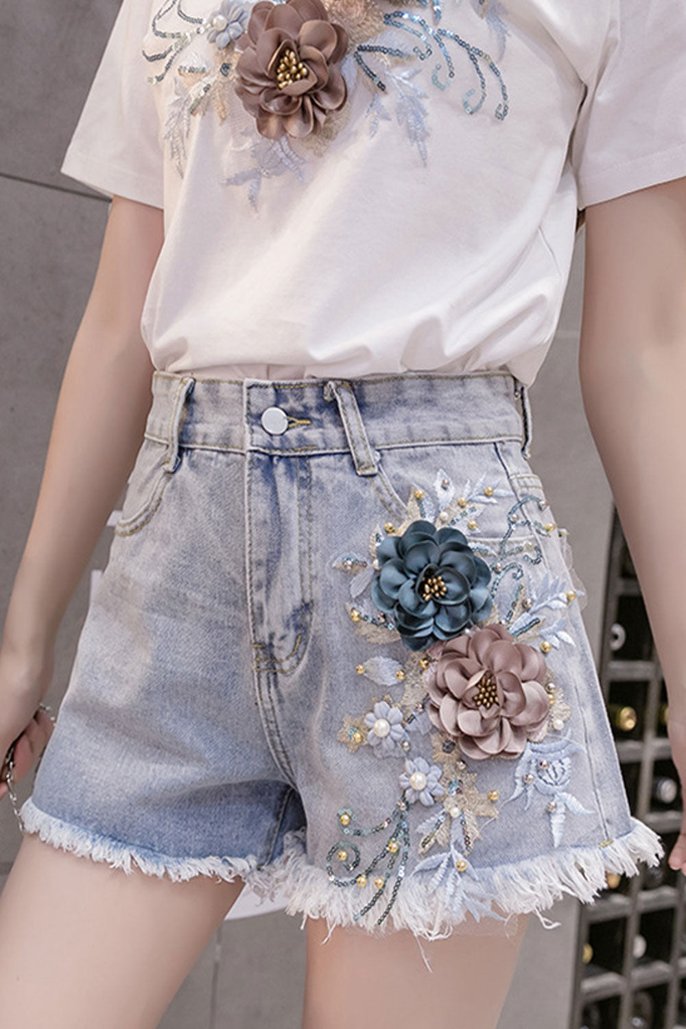 Women Flower Decorated Fringed Styled Hem Side Pockets Beautiful Short