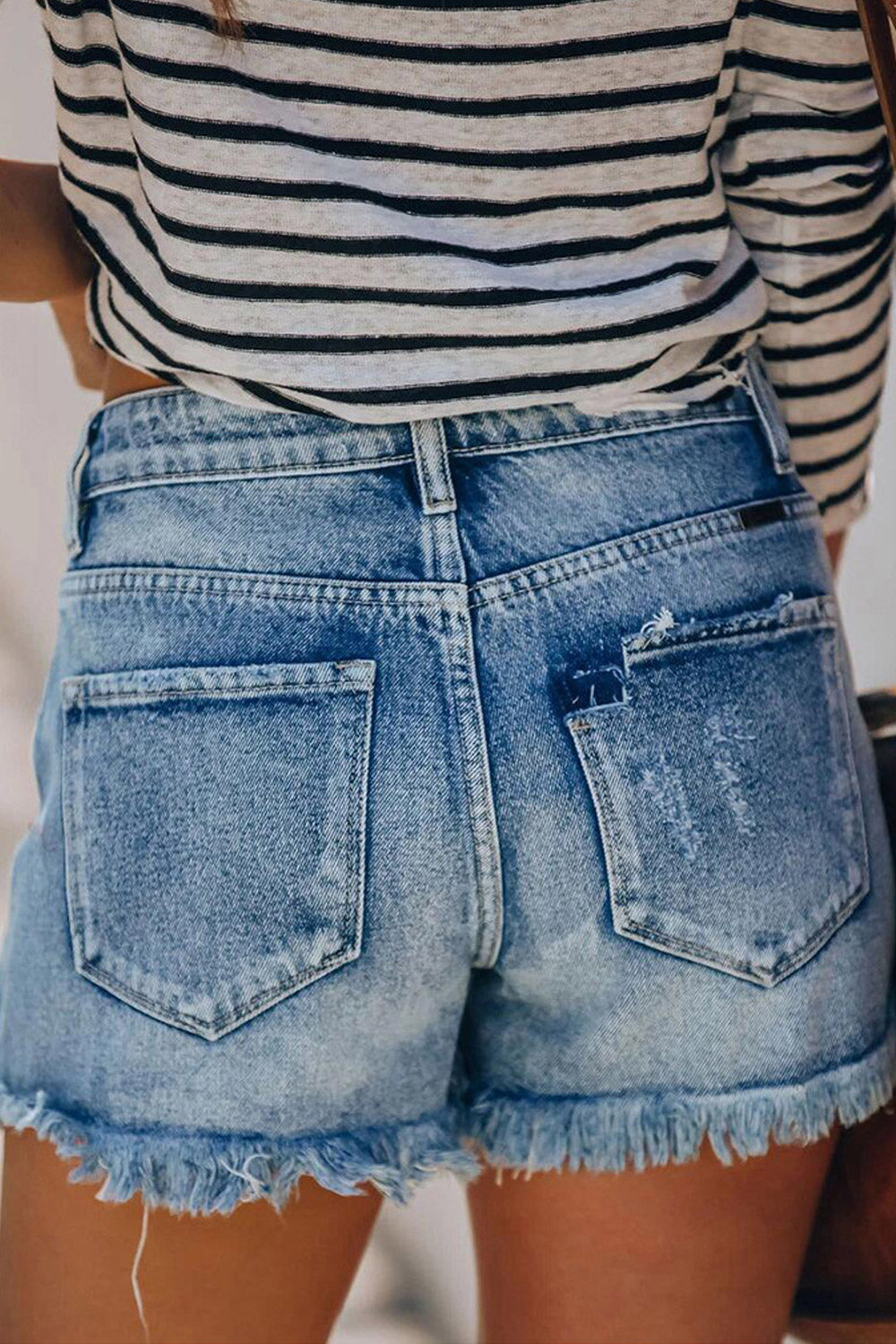 Women Shredded Hem Pocket Style Summer Fashion Short