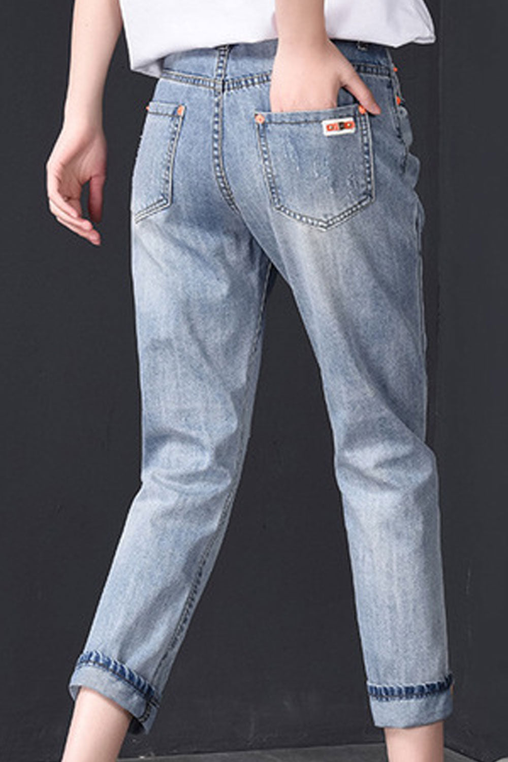 Women Casual Shredded Style Zipper Closure Jeans