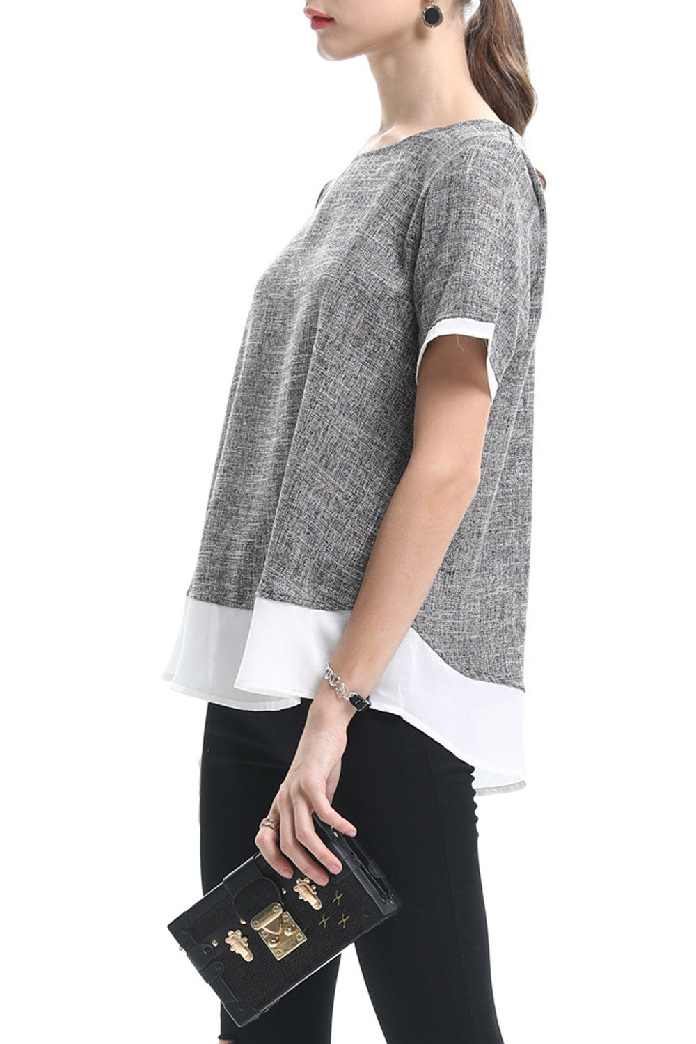 Women V-Neck Solid Pattern Contrast Top