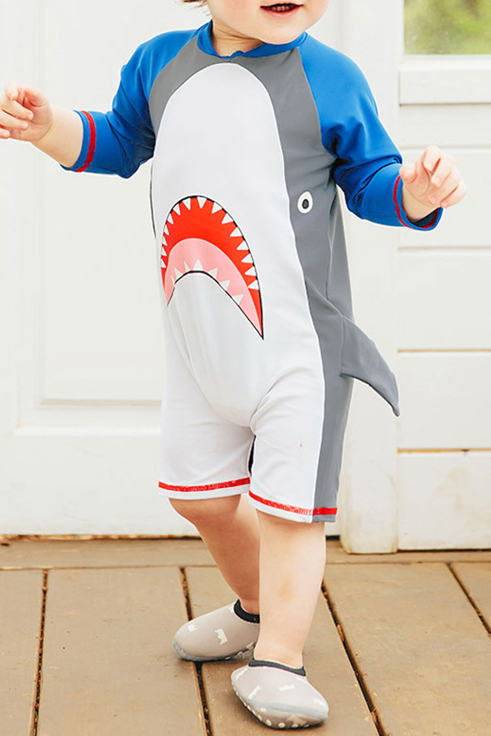 Baby Boys Short Sleeve Slim Fit Smooth Material Sunscreen Swimwear