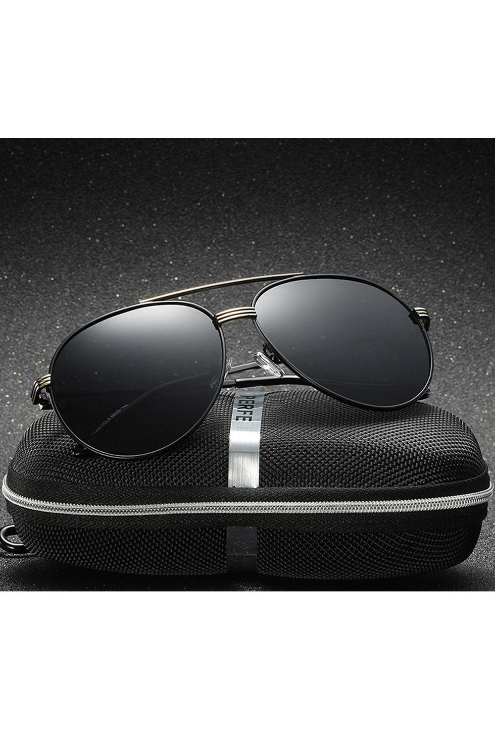 Men Round Metal Frame Polarized Sunglass