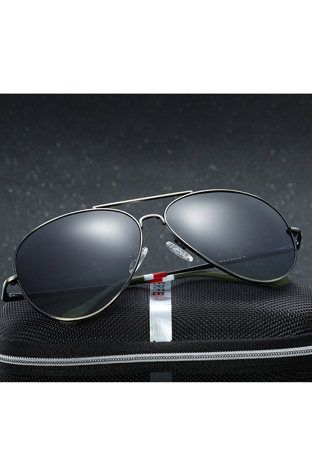 Men Thin Metal Frame Polarized Sunglass