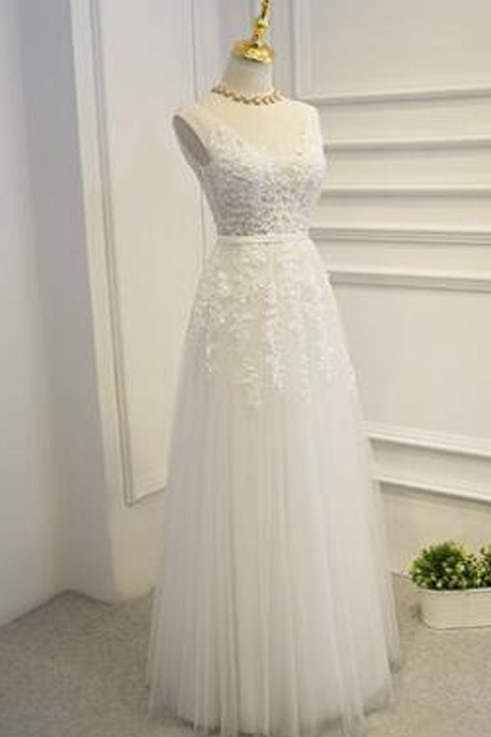 Women Lace Sleeveless Short Wedding Dress