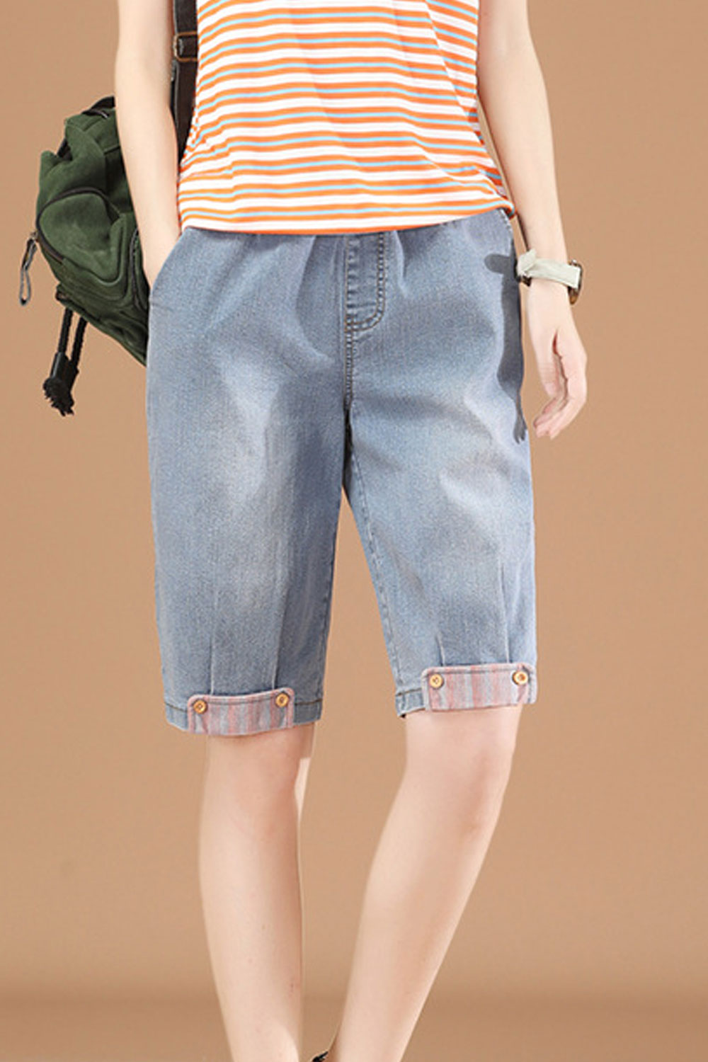 Women Restful Elasticated Waist Solid Pattern Thin Summer Denim Short
